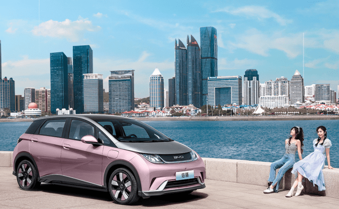 �ȁ��Ϻ������N��20�f������Ů܇��������